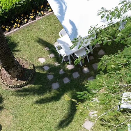 La Bussola Отель