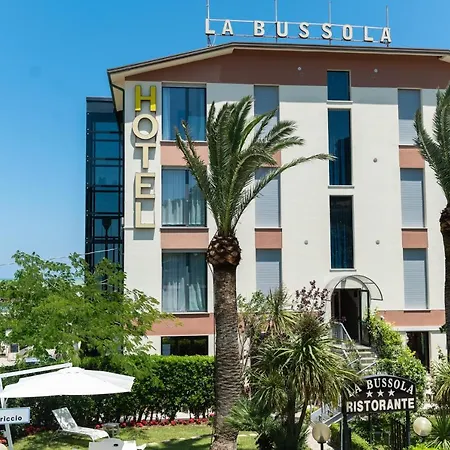 호텔 La Bussola